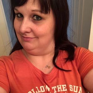 Meet your Posher, Alysha